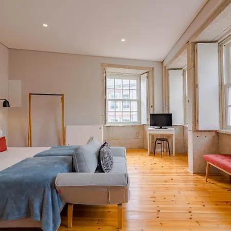 Youropo - Center Ribeira * Porto